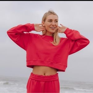 Daily drills cropped crew neck in punch